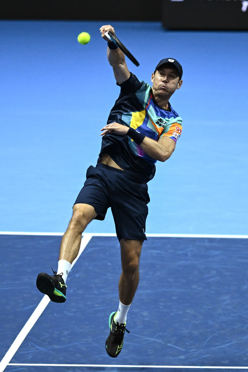 LOL直播入口-德国网球队绝地反击欧洲网球队，费德勒三分雨点燃全场