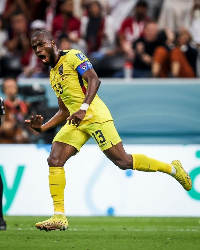 瑞士碾压瓦伦西亚，孔蒂三分雨点燃全场的简单介绍