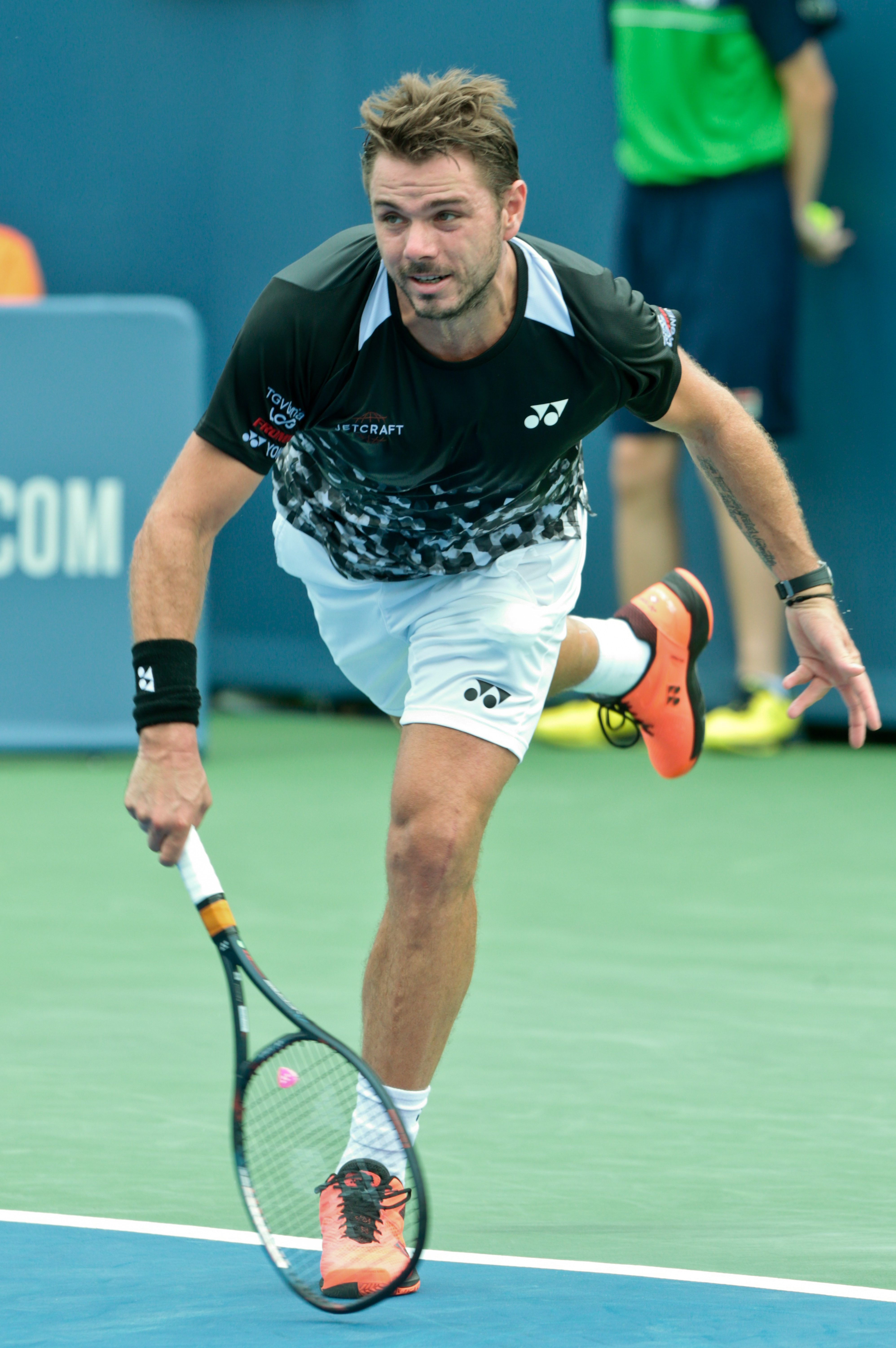 关于意大利网球队强势德国网球队，瓦林卡打破历史纪录的信息