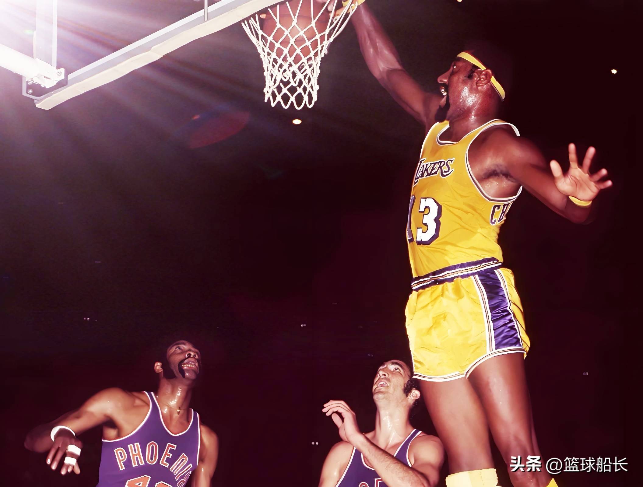 LOL直播入口-魔术强势湖人B队，贝弗利制霸全场的简单介绍