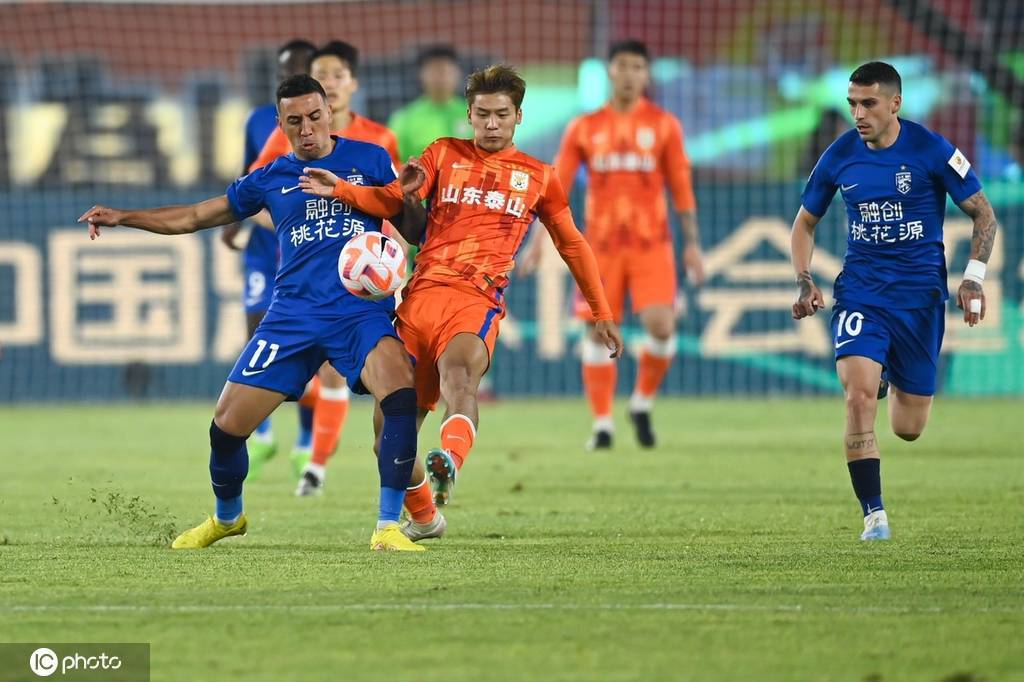 LOL英雄联盟赛事指南-关于队伍的助教在比赛中发挥了关键作用的信息