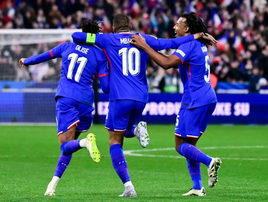 热门球队连续不败，晋级法国联赛前四的简单介绍