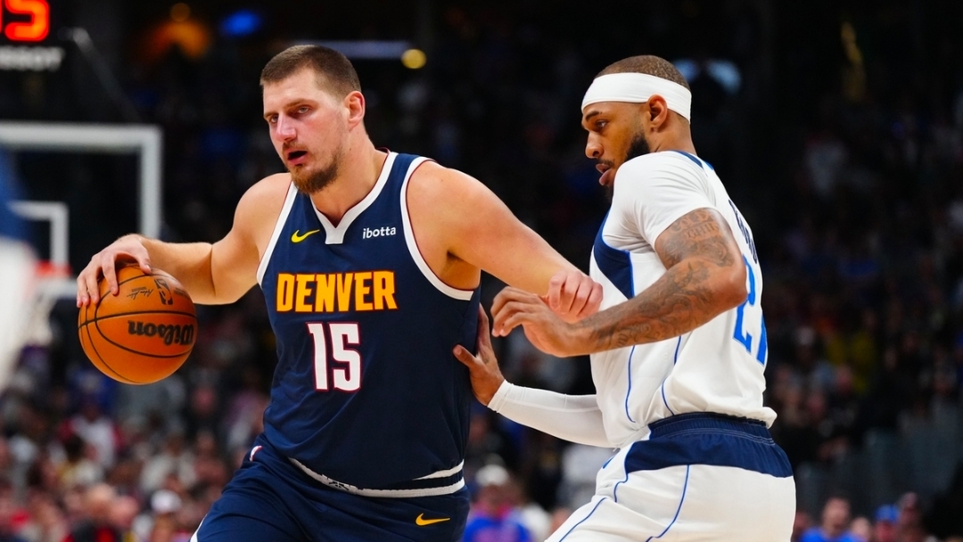 LOL英雄联盟赛事指南-包含猛龙绝杀独行侠，约基奇惊艳四座的词条