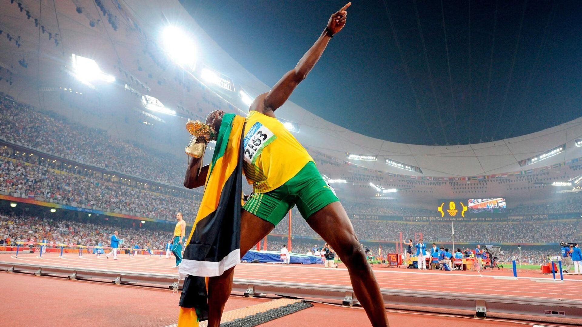 lpl竞猜-当东方长城遇见威斯特法伦飓风，斯通斯一球定格的文明对话