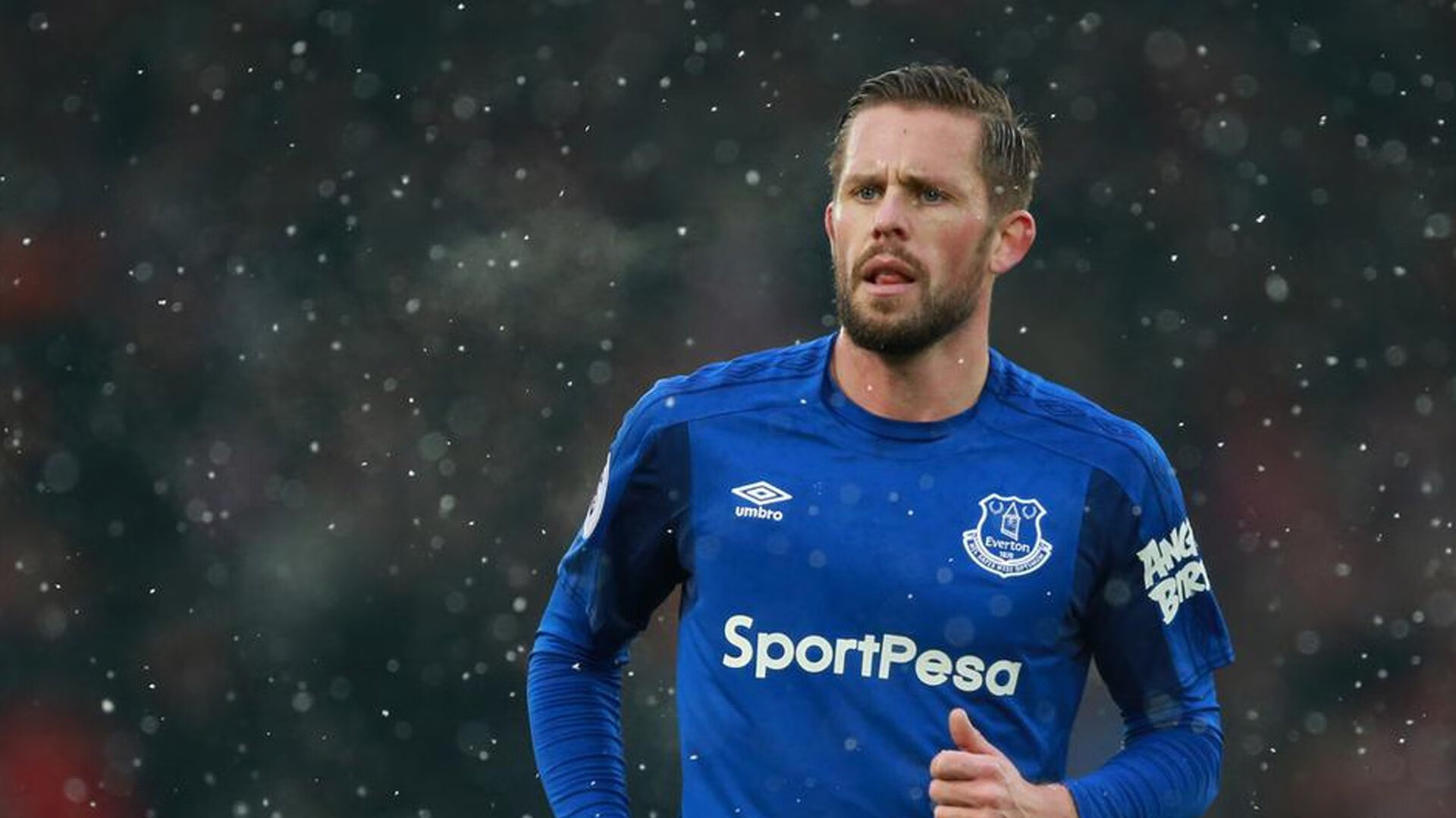 跨界制霸，拉文F1赛场连续得分式接管，诠释勇士般的压制哲学