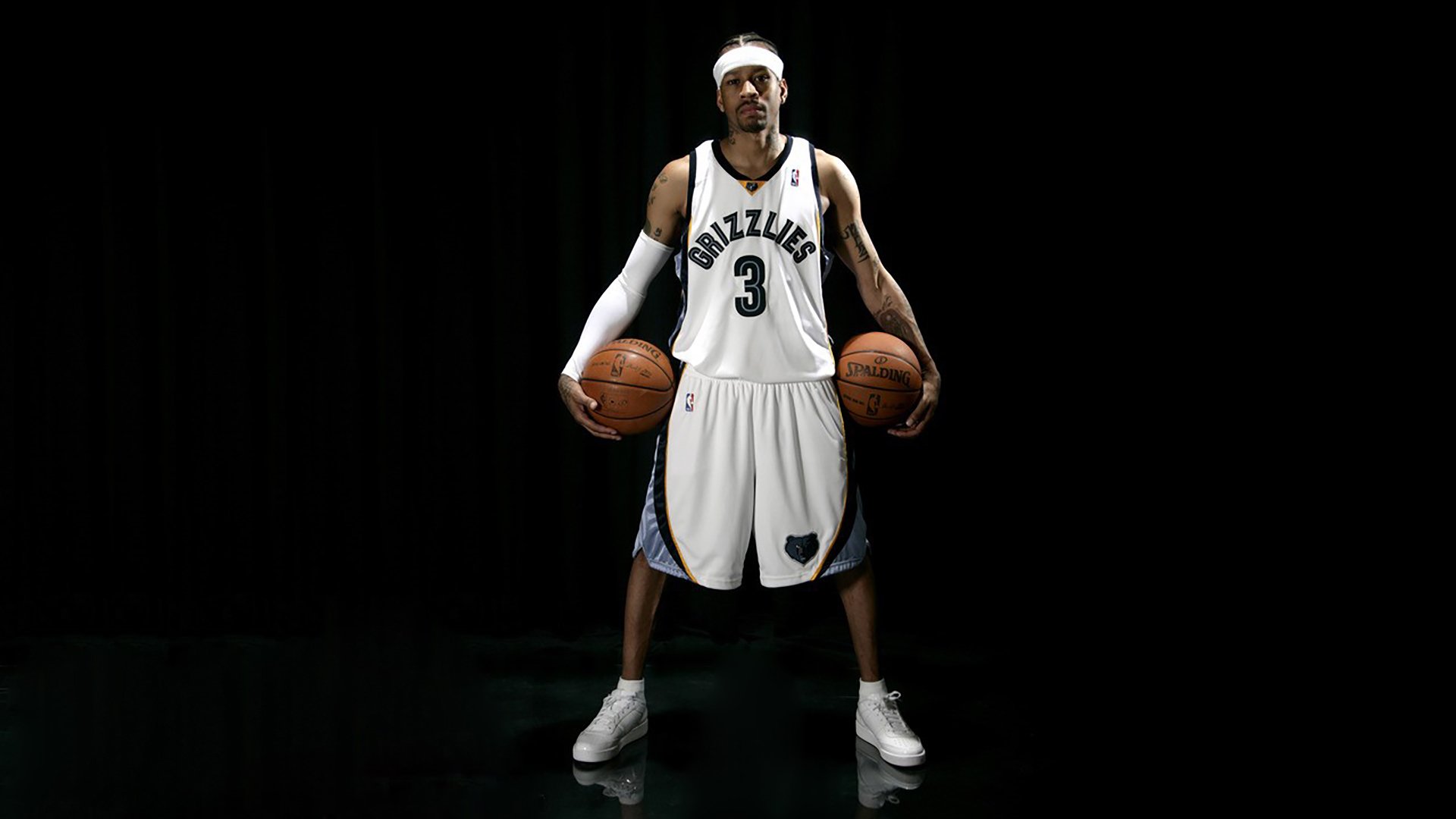 迈凯伦鏖战雷诺车队,汉密尔顿状态火热改写赛道格局